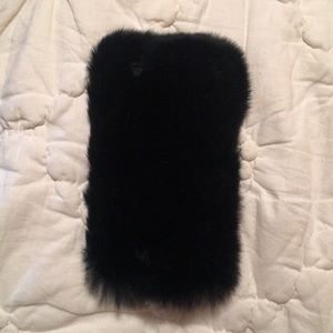 Black furry Iphone 5 case